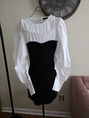 Two-Tone Black & White Puff Sleeve Mid Dress Size Medium